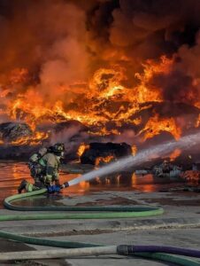 Read more about the article Massive Fire at Marck Industries in Rogers: Emergency Crews Respond, Residents Warned of Hazardous Smoke